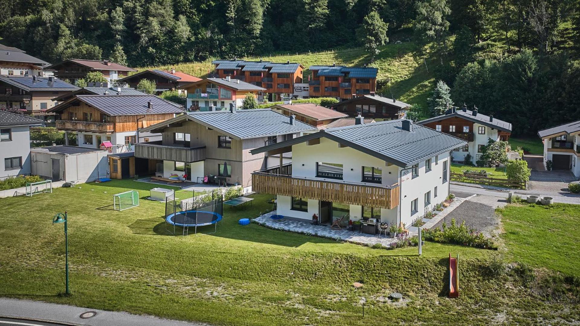 Haus Joan - Apartments Заалбах-Хинтерглем Екстериор снимка