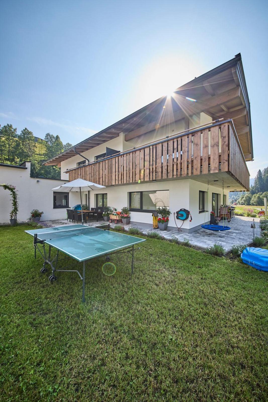 Haus Joan - Apartments Заалбах-Хинтерглем Екстериор снимка